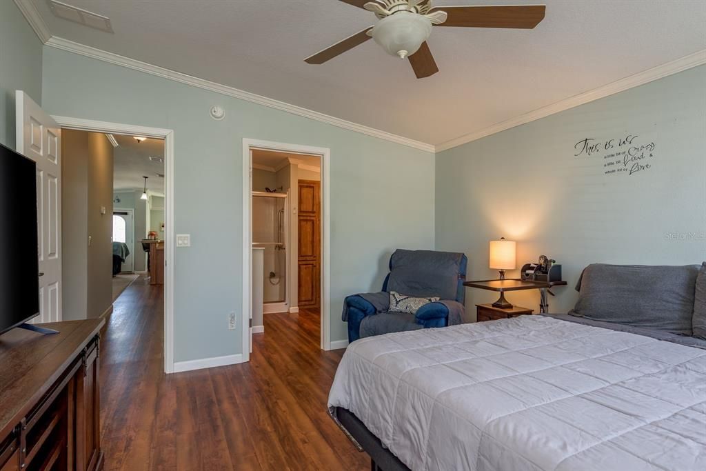 En Venta: $250,000 (2 camas, 2 baños, 1442 Pies cuadrados)