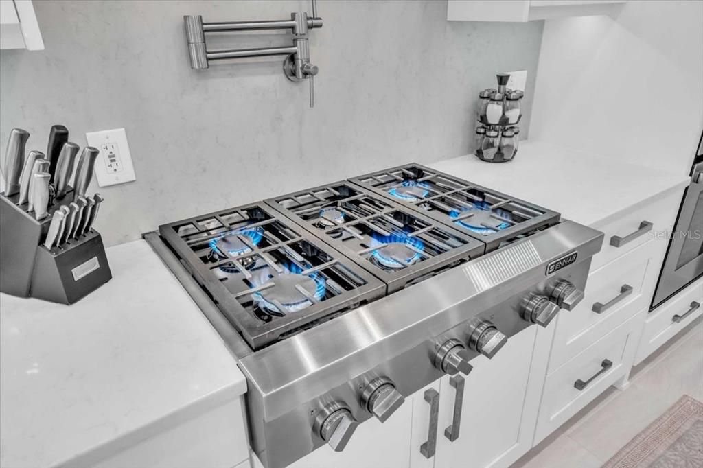 На продажу: $865,000 (3 спален, 3 ванн, 2900 Квадратных фут)