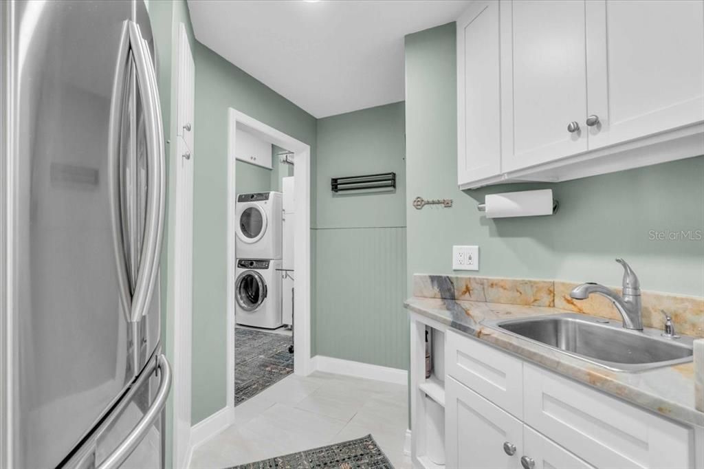 На продажу: $865,000 (3 спален, 3 ванн, 2900 Квадратных фут)