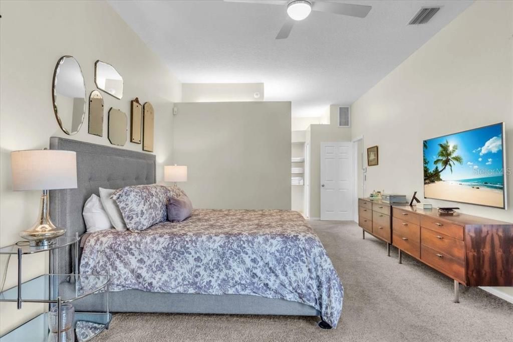 На продажу: $865,000 (3 спален, 3 ванн, 2900 Квадратных фут)