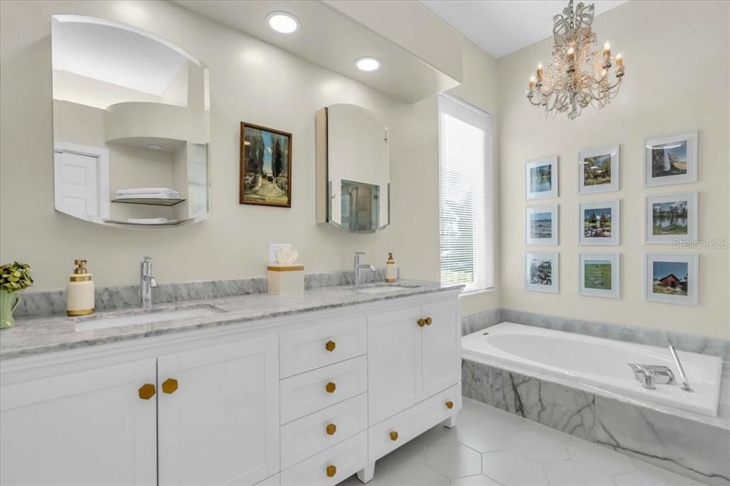 На продажу: $865,000 (3 спален, 3 ванн, 2900 Квадратных фут)