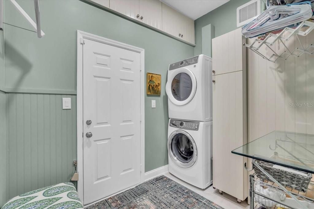 На продажу: $865,000 (3 спален, 3 ванн, 2900 Квадратных фут)