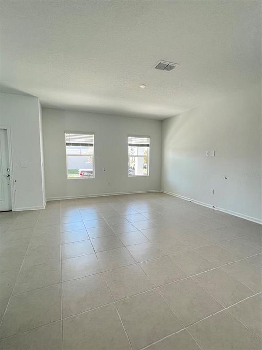 For Rent: $2,495 (4 beds, 3 baths, 2023 Square Feet)