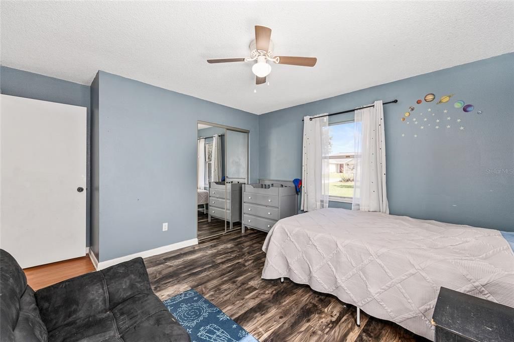 For Sale: $255,000 (3 beds, 2 baths, 2086 Square Feet)