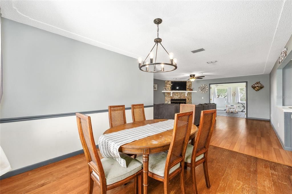 For Sale: $255,000 (3 beds, 2 baths, 2086 Square Feet)