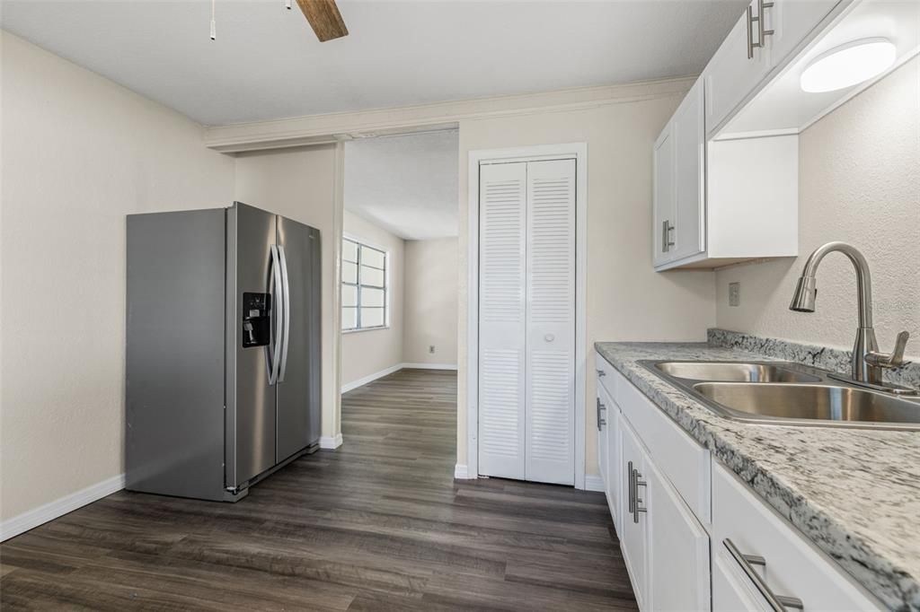 En Venta: $158,900 (2 camas, 2 baños, 1473 Pies cuadrados)