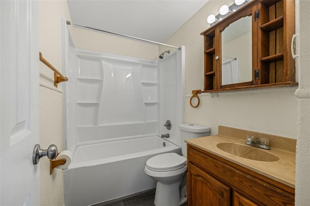 En Venta: $158,900 (2 camas, 2 baños, 1473 Pies cuadrados)