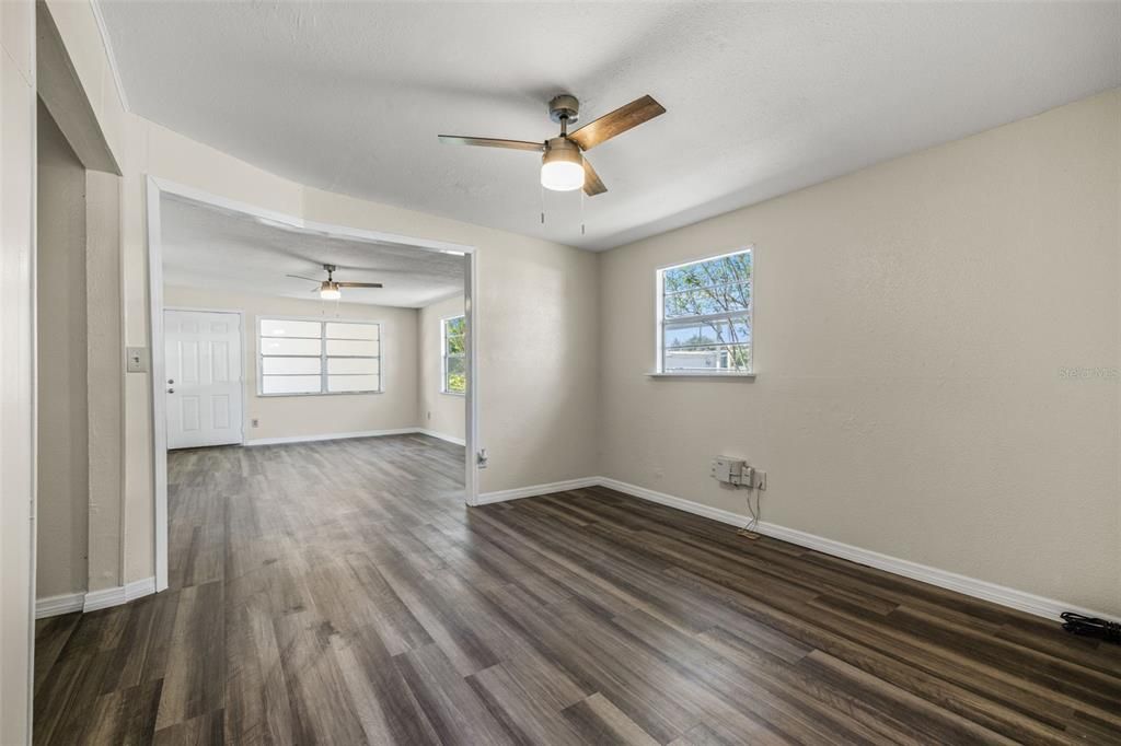 En Venta: $158,900 (2 camas, 2 baños, 1473 Pies cuadrados)