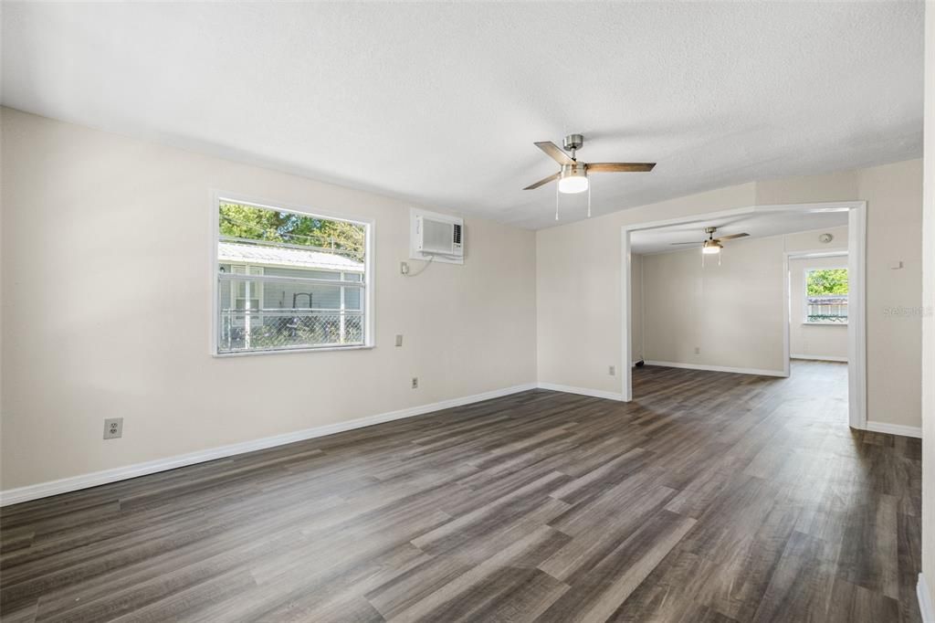 En Venta: $158,900 (2 camas, 2 baños, 1473 Pies cuadrados)