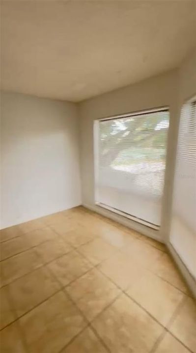 For Rent: $1,190 (1 beds, 1 baths, 642 Square Feet)