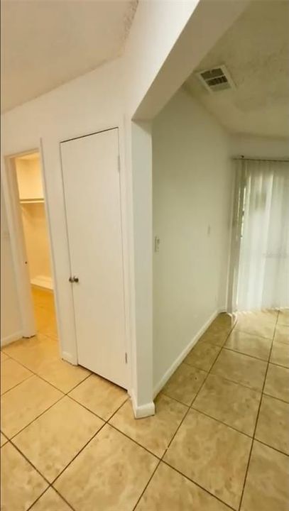 For Rent: $1,190 (1 beds, 1 baths, 642 Square Feet)