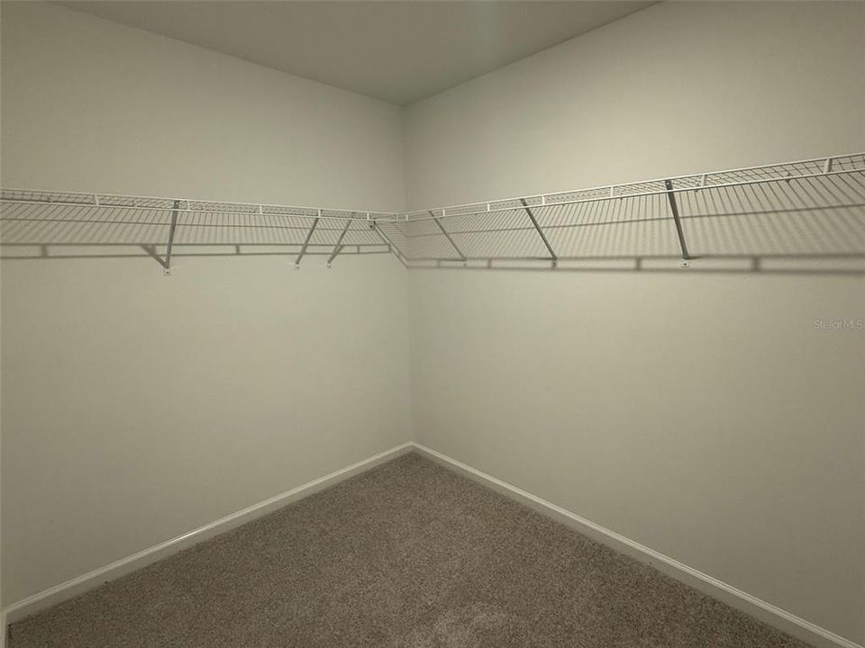 For Rent: $2,395 (4 beds, 3 baths, 2237 Square Feet)