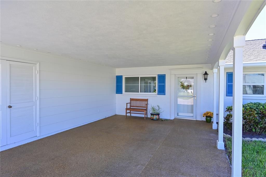 Под контрактом: $325,000 (2 спален, 2 ванн, 1321 Квадратных фут)