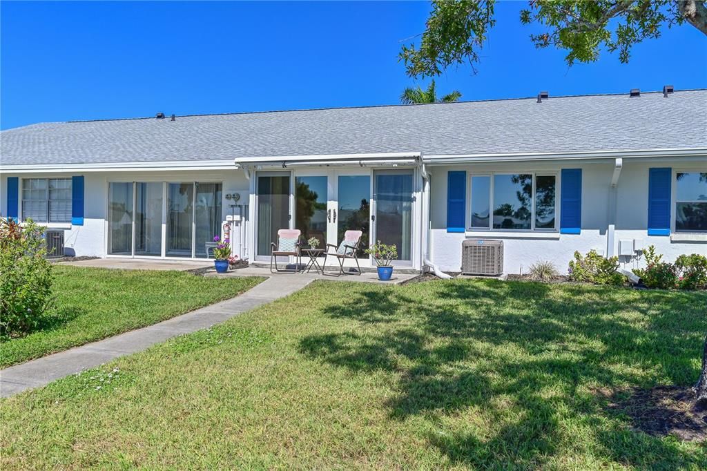 Под контрактом: $325,000 (2 спален, 2 ванн, 1321 Квадратных фут)