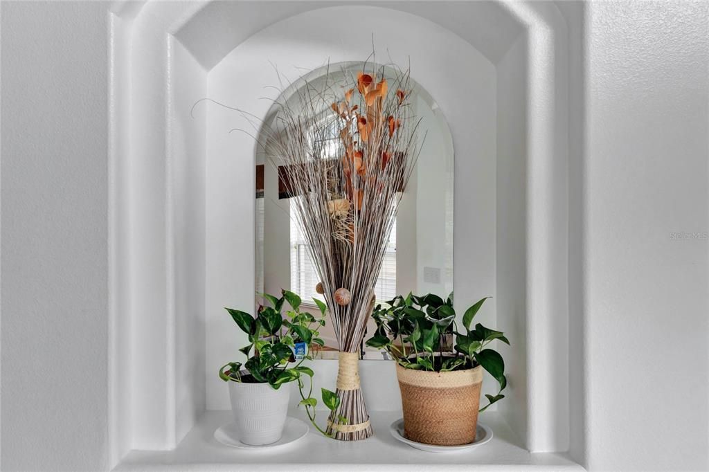 For Sale: $400,000 (4 beds, 3 baths, 1940 Square Feet)