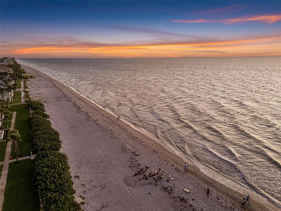 待售: $1,285,000 (3 贝兹, 2 浴室, 2336 平方英尺)