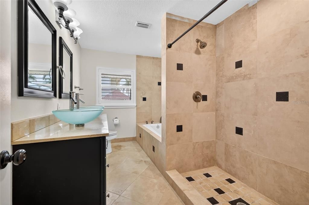 待售: $1,285,000 (3 贝兹, 2 浴室, 2336 平方英尺)