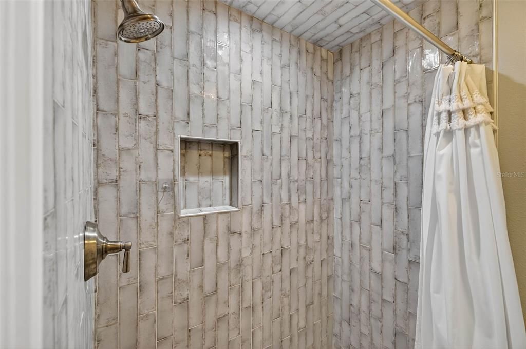 待售: $1,285,000 (3 贝兹, 2 浴室, 2336 平方英尺)