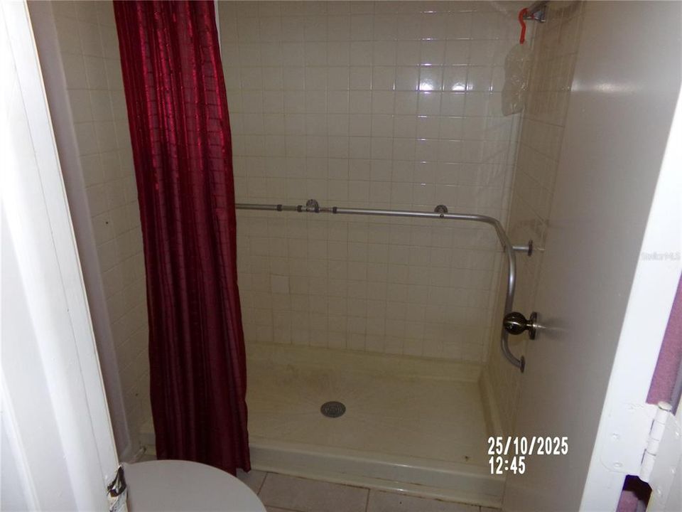 待售: $239,500 (2 贝兹, 2 浴室, 1306 平方英尺)