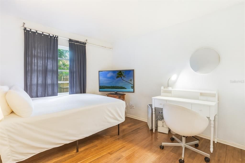 待售: $495,000 (4 贝兹, 2 浴室, 1939 平方英尺)