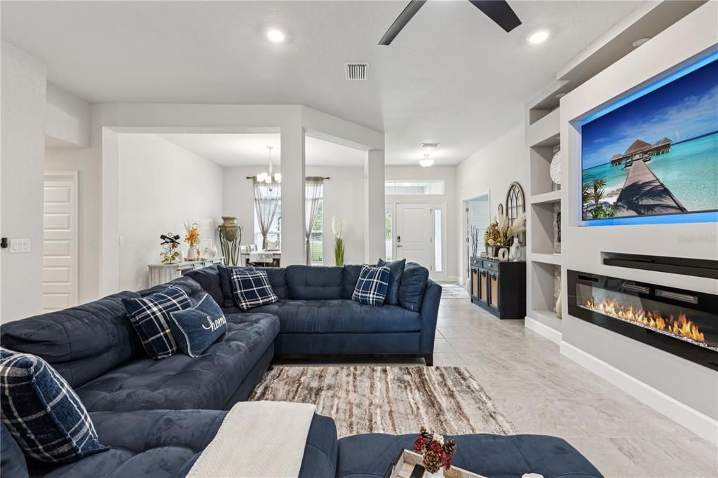 En Venta: $474,900 (4 camas, 3 baños, 2508 Pies cuadrados)