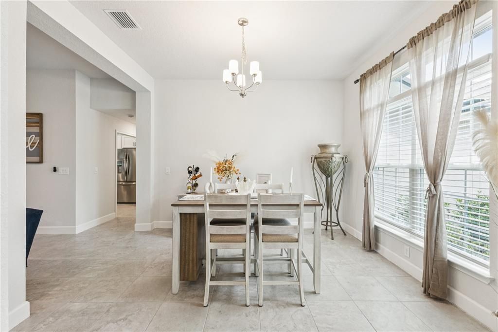 En Venta: $474,900 (4 camas, 3 baños, 2508 Pies cuadrados)