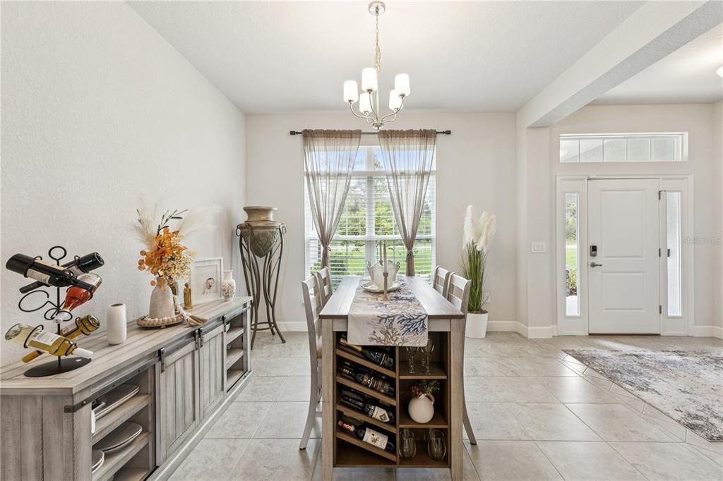 En Venta: $474,900 (4 camas, 3 baños, 2508 Pies cuadrados)