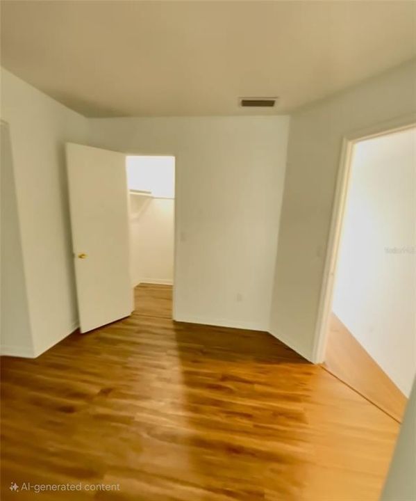 For Rent: $1,300 (2 beds, 1 baths, 867 Square Feet)