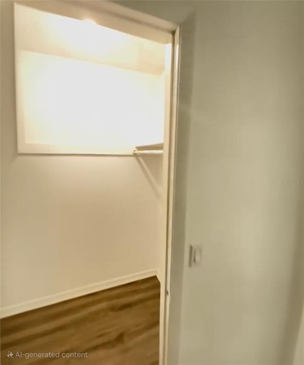 For Rent: $1,300 (2 beds, 1 baths, 867 Square Feet)