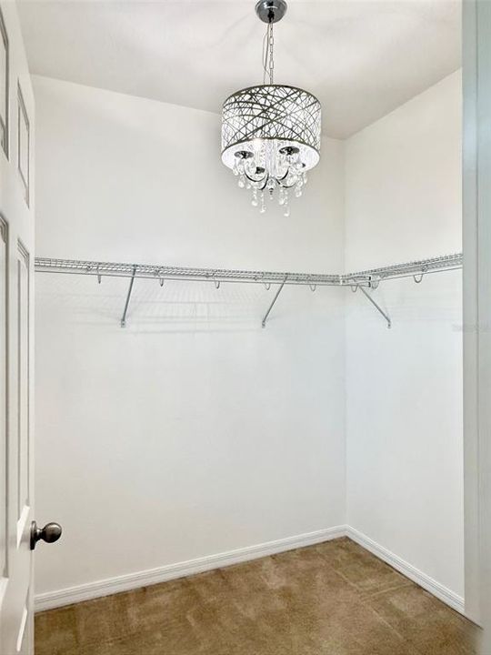 For Rent: $2,150 (3 beds, 2 baths, 1593 Square Feet)