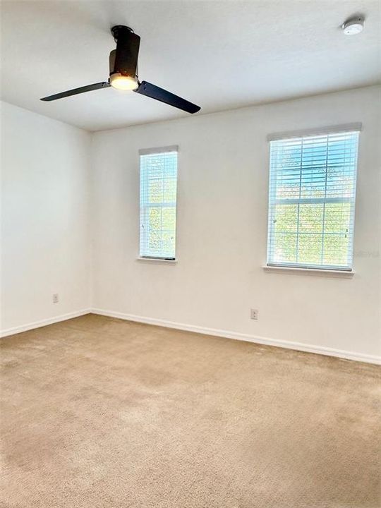 For Rent: $2,150 (3 beds, 2 baths, 1593 Square Feet)