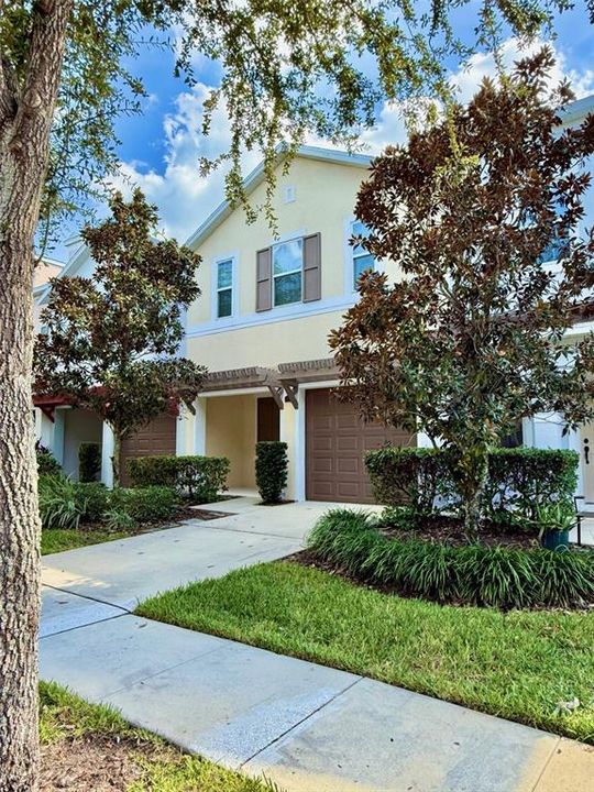 For Rent: $2,150 (3 beds, 2 baths, 1593 Square Feet)