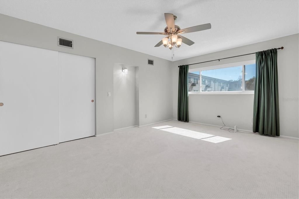 For Rent: $1,650 (2 beds, 2 baths, 1370 Square Feet)