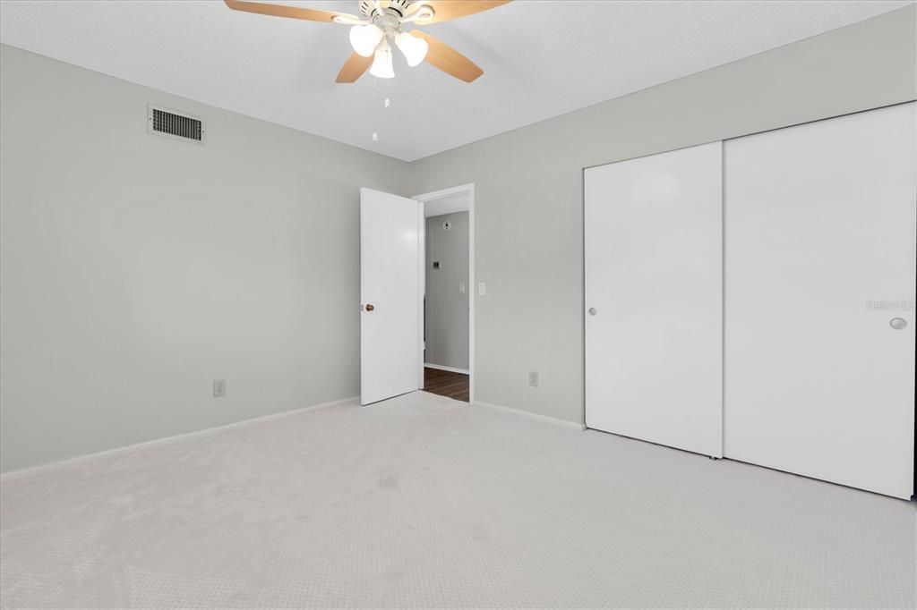 For Rent: $1,650 (2 beds, 2 baths, 1370 Square Feet)