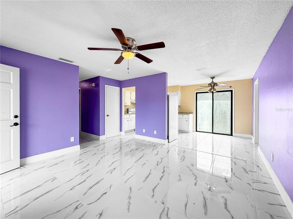 For Rent: $1,700 (3 beds, 1 baths, 1011 Square Feet)