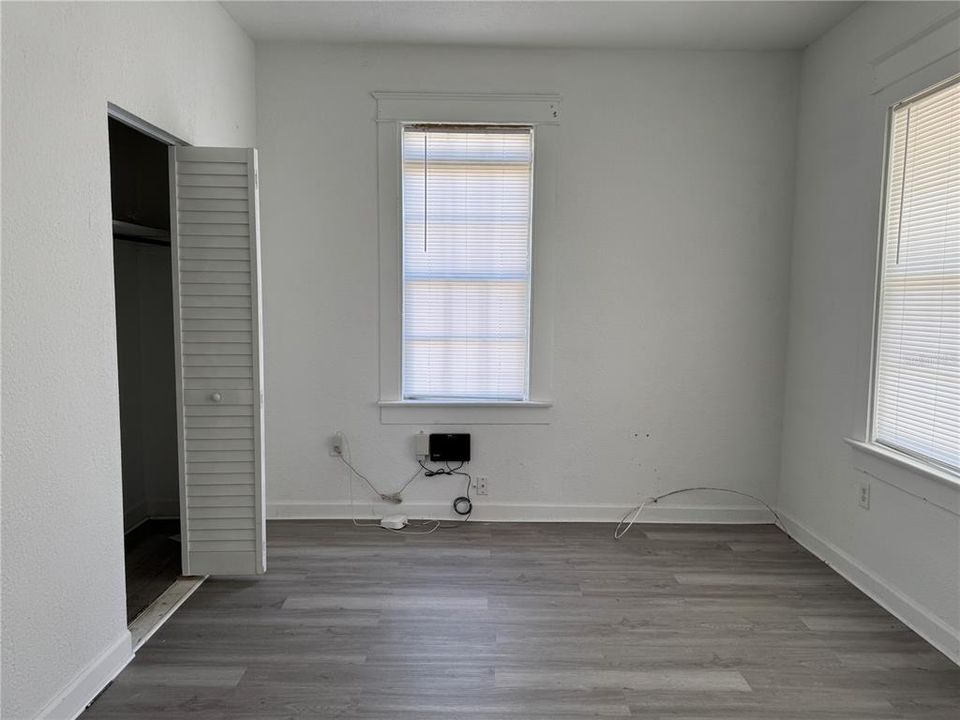 For Rent: $1,745 (3 beds, 1 baths, 1103 Square Feet)