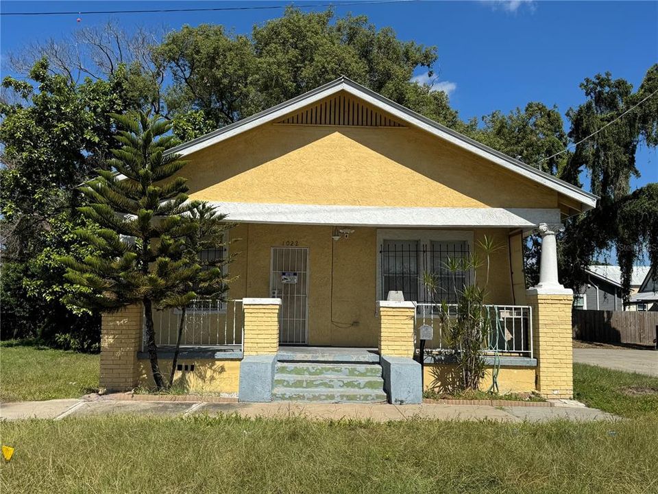 For Rent: $1,745 (3 beds, 1 baths, 1103 Square Feet)