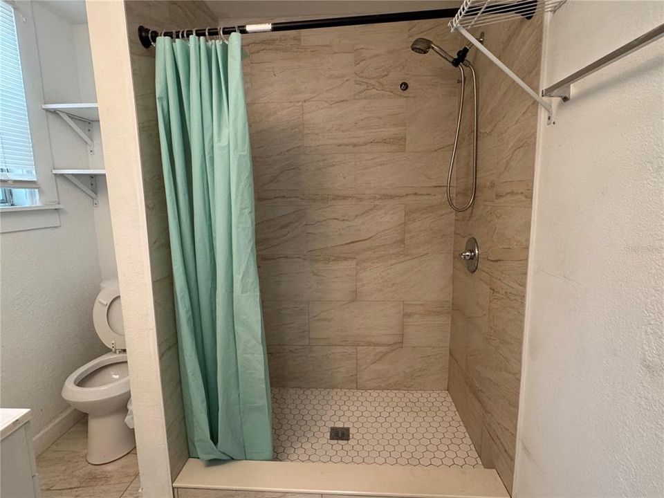 For Rent: $1,745 (3 beds, 1 baths, 1103 Square Feet)