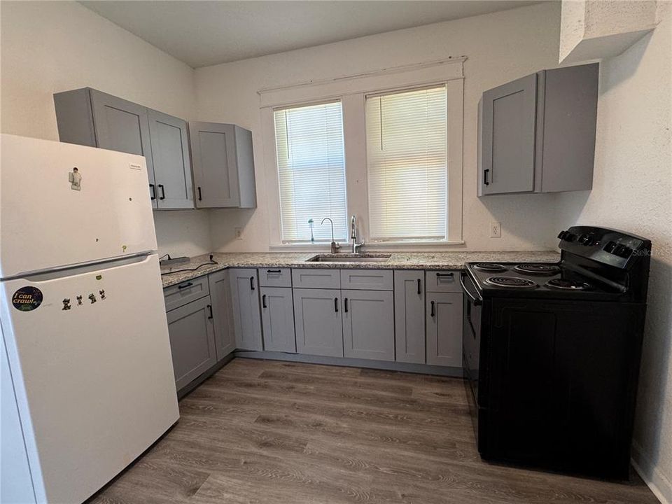 For Rent: $1,745 (3 beds, 1 baths, 1103 Square Feet)