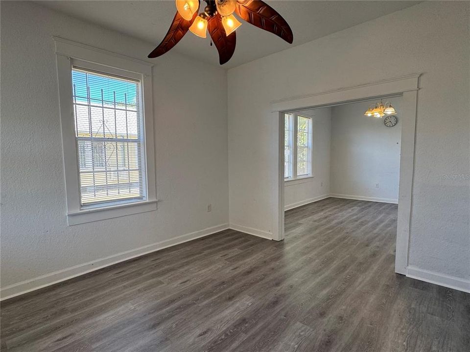 For Rent: $1,745 (3 beds, 1 baths, 1103 Square Feet)