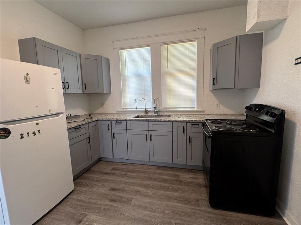 For Rent: $1,745 (3 beds, 1 baths, 1103 Square Feet)