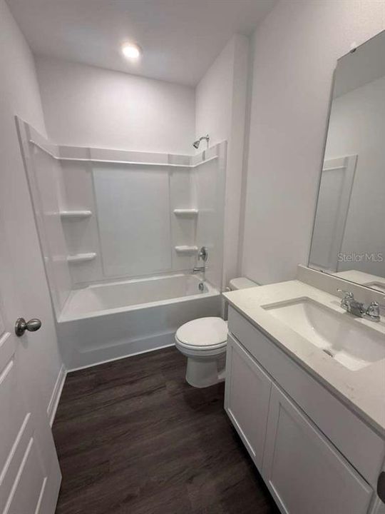 For Rent: $2,300 (4 beds, 2 baths, 1665 Square Feet)