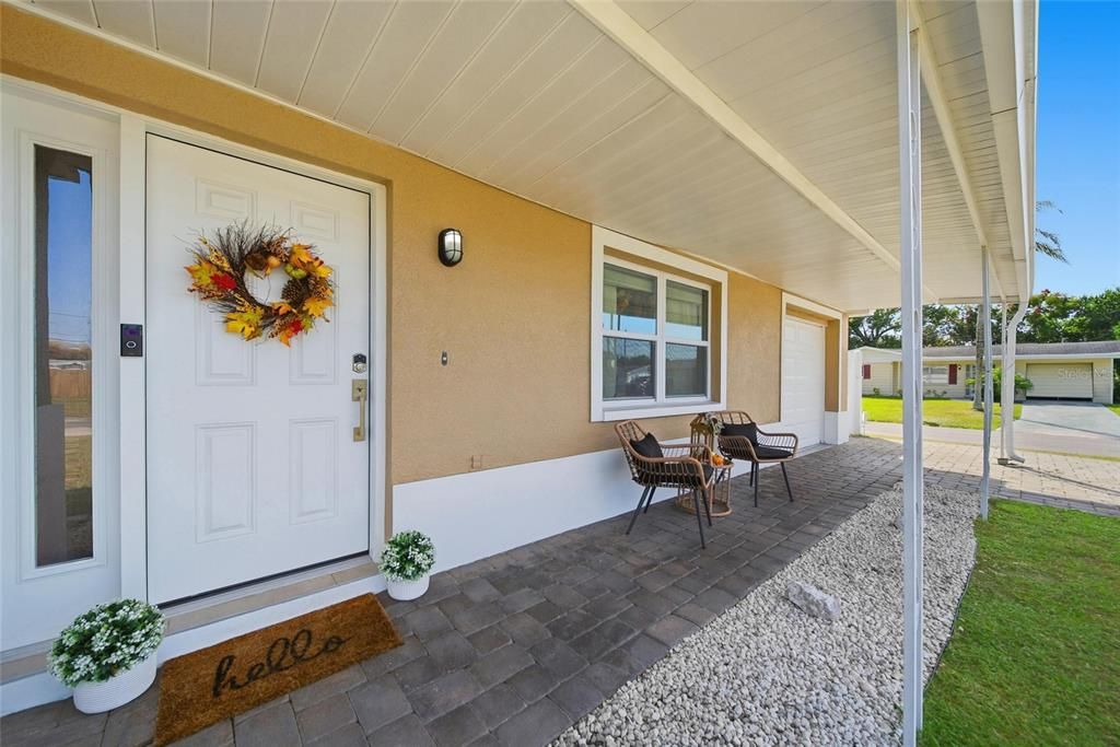 For Sale: $268,900 (2 beds, 2 baths, 1004 Square Feet)