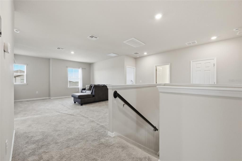 For Sale: $675,000 (5 beds, 4 baths, 3508 Square Feet)