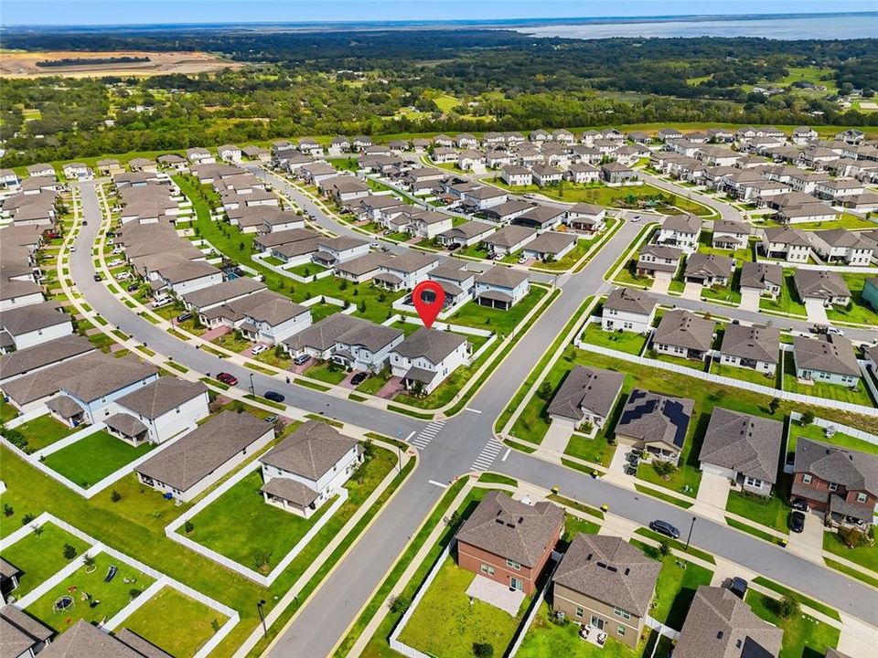 For Sale: $675,000 (5 beds, 4 baths, 3508 Square Feet)