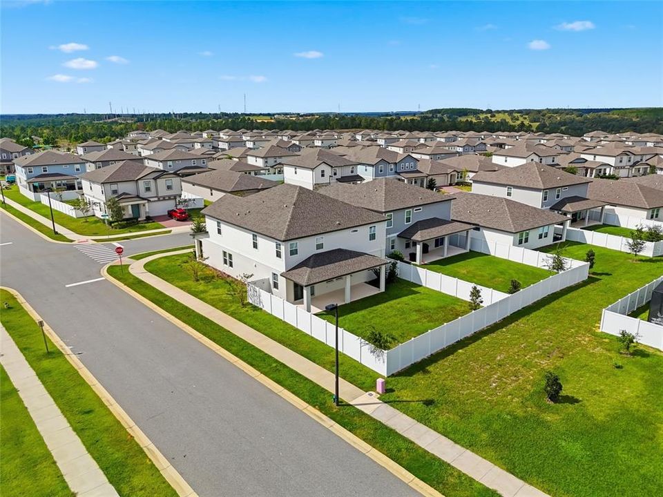 For Sale: $675,000 (5 beds, 4 baths, 3508 Square Feet)