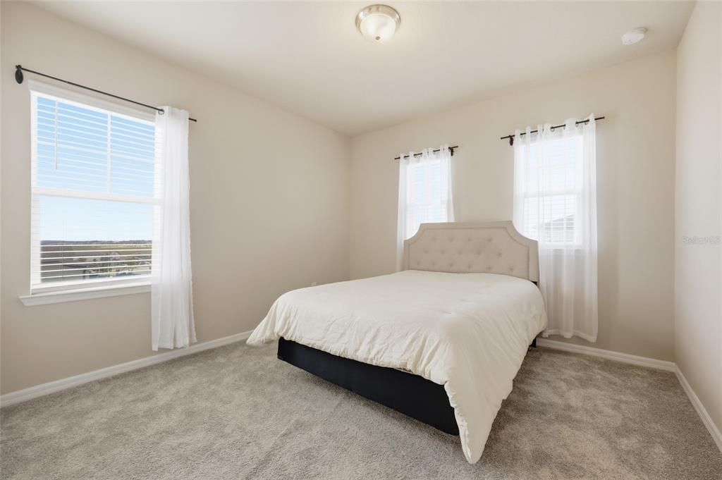 For Sale: $675,000 (5 beds, 4 baths, 3508 Square Feet)