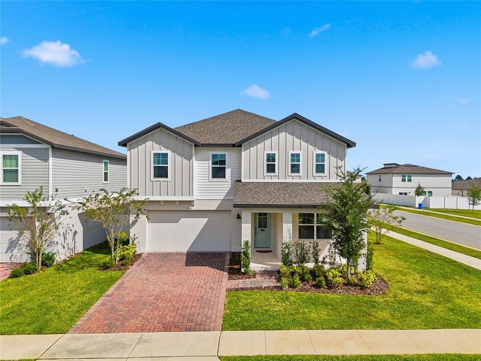 For Sale: $675,000 (5 beds, 4 baths, 3508 Square Feet)