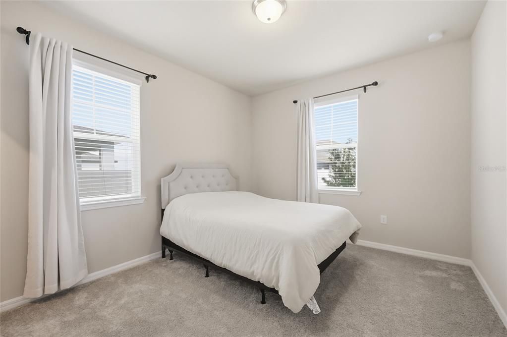 For Sale: $675,000 (5 beds, 4 baths, 3508 Square Feet)