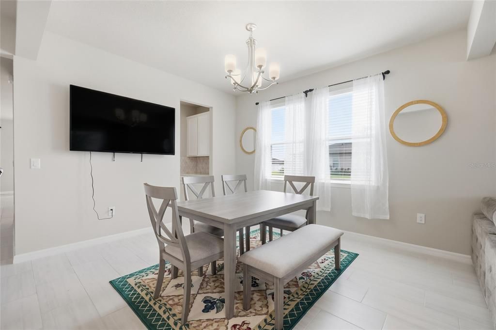 For Sale: $675,000 (5 beds, 4 baths, 3508 Square Feet)